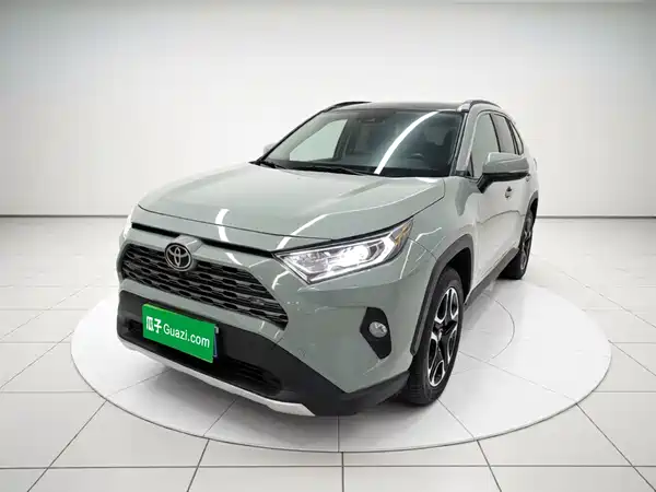 Toyota RAV4 2021