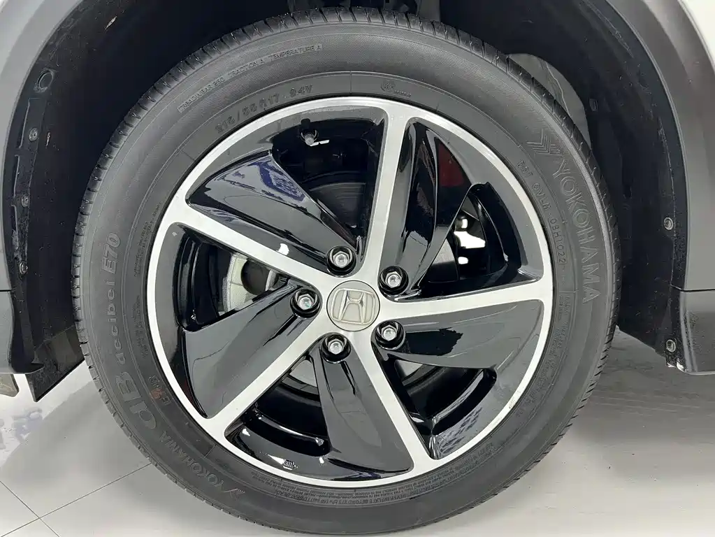 Honda Vezel 2022 — фото 17