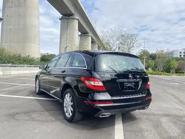 Mercedes-Benz R-Class 2011