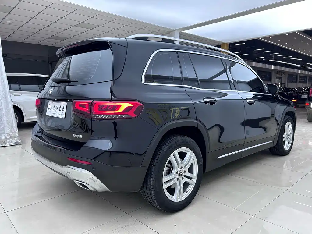 Mercedes-Benz GLB 2023 — фото 11