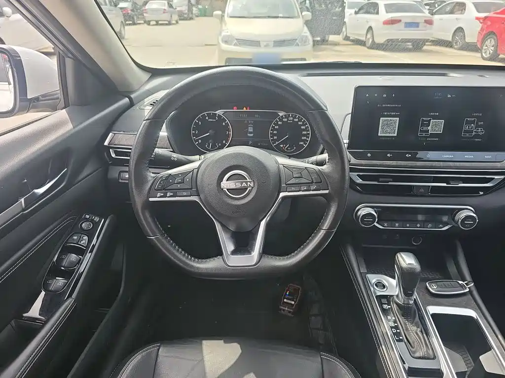 Nissan Teana 2023