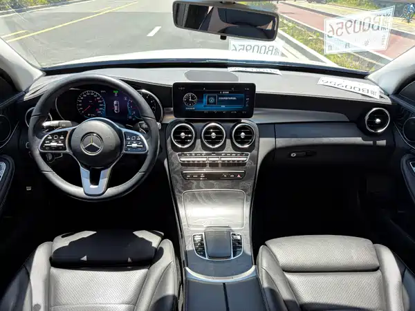 Mercedes-Benz C-Class 2019