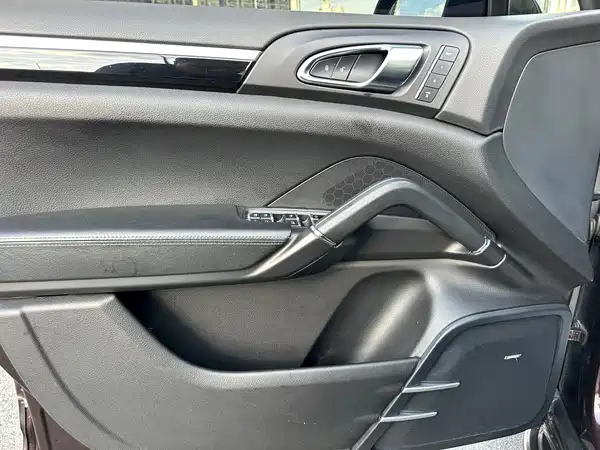 Porsche Cayenne 2015