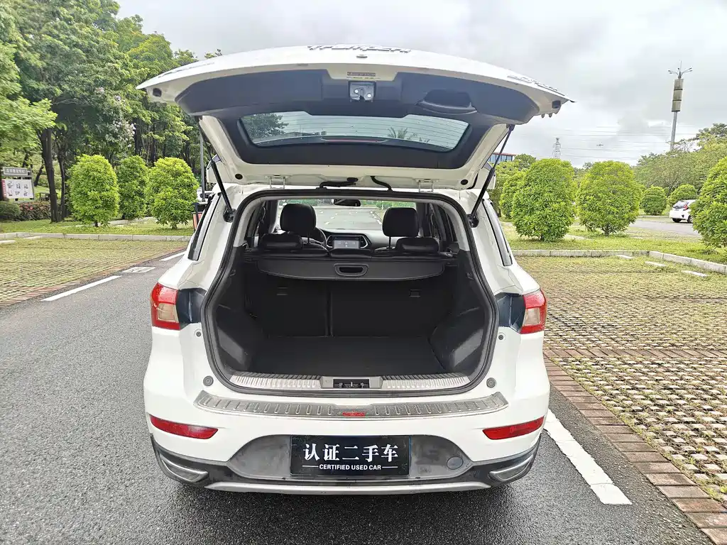 GAC Trumpchi GS4 2015 — фото 9