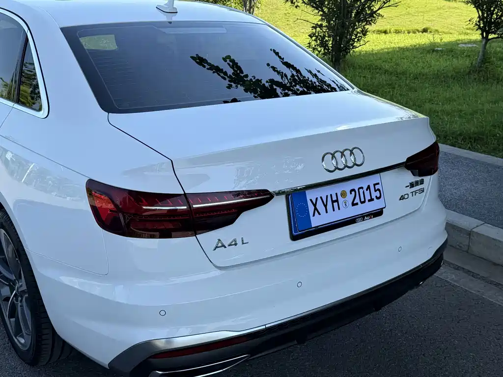 Audi A4L 2020 — фото 15