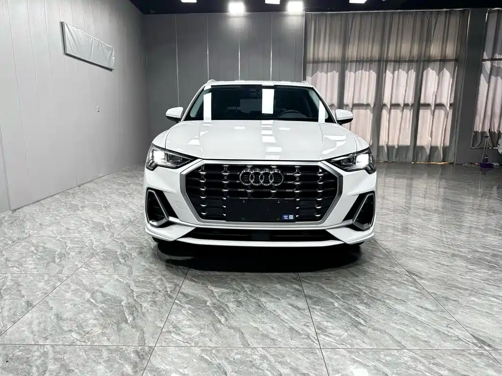 Audi Q3 2022
