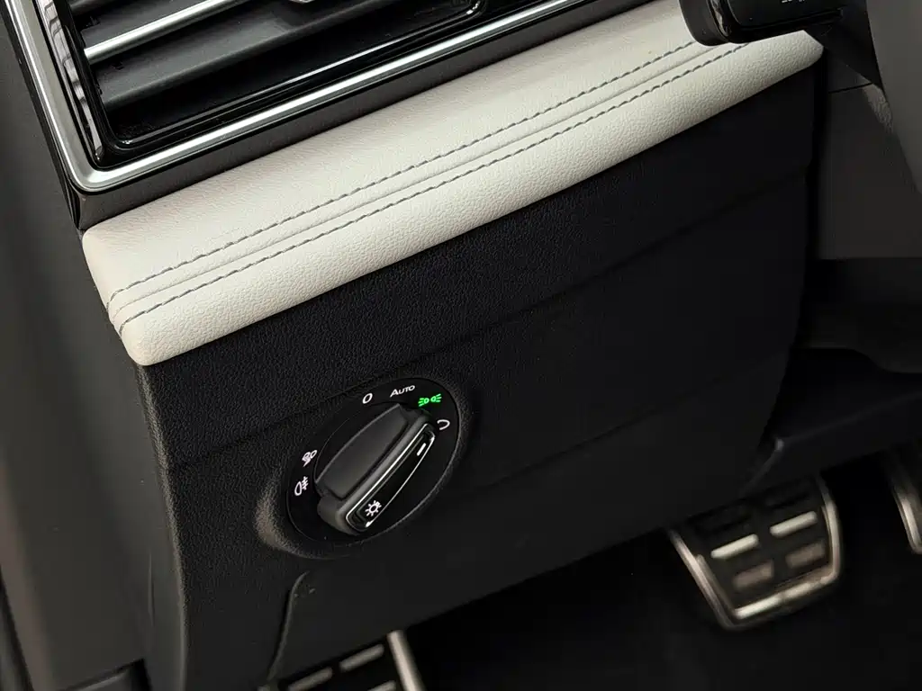 Volkswagen Tiguan L 2025 — фото 25