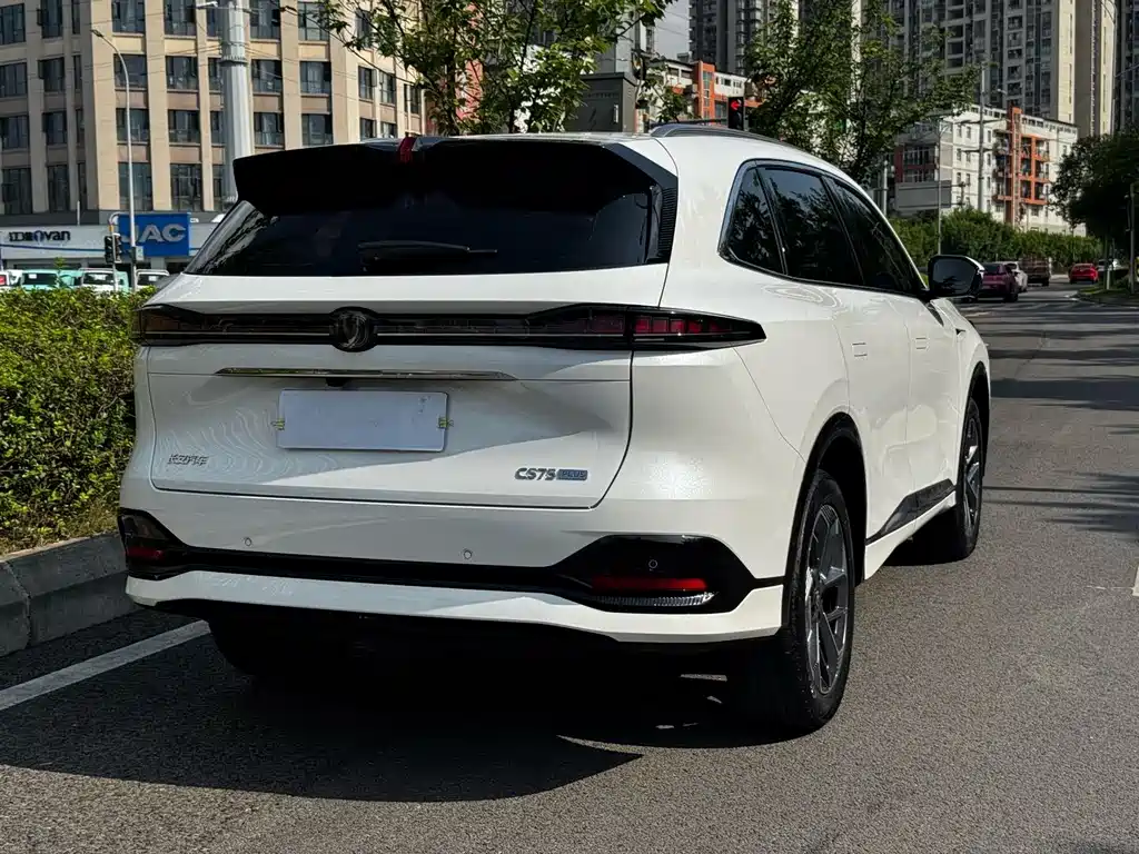 Changan CS75 PLUS 2026 — фото 25