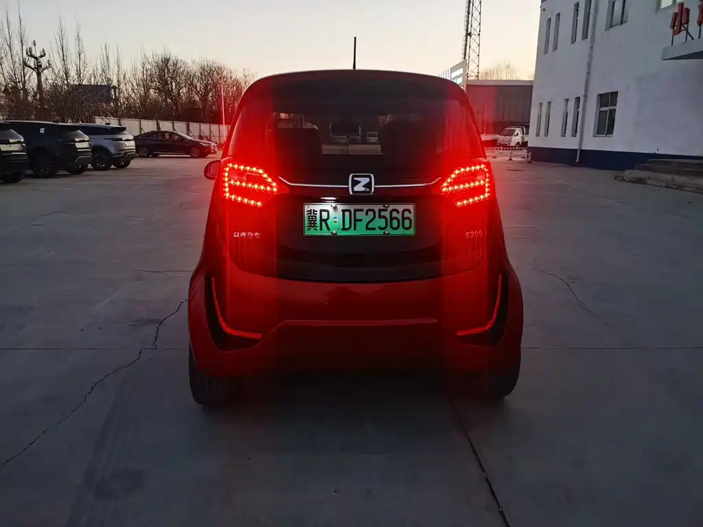 Zotye E200 2017 — фото 6