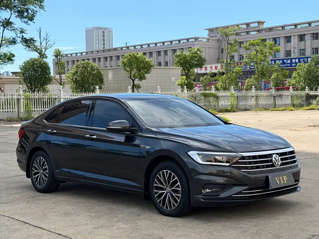 Volkswagen Sagitar 2021
