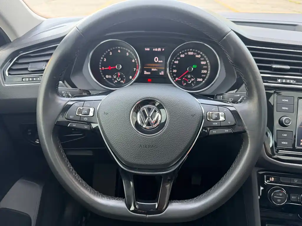 Volkswagen Tiguan L 2019 — фото 13