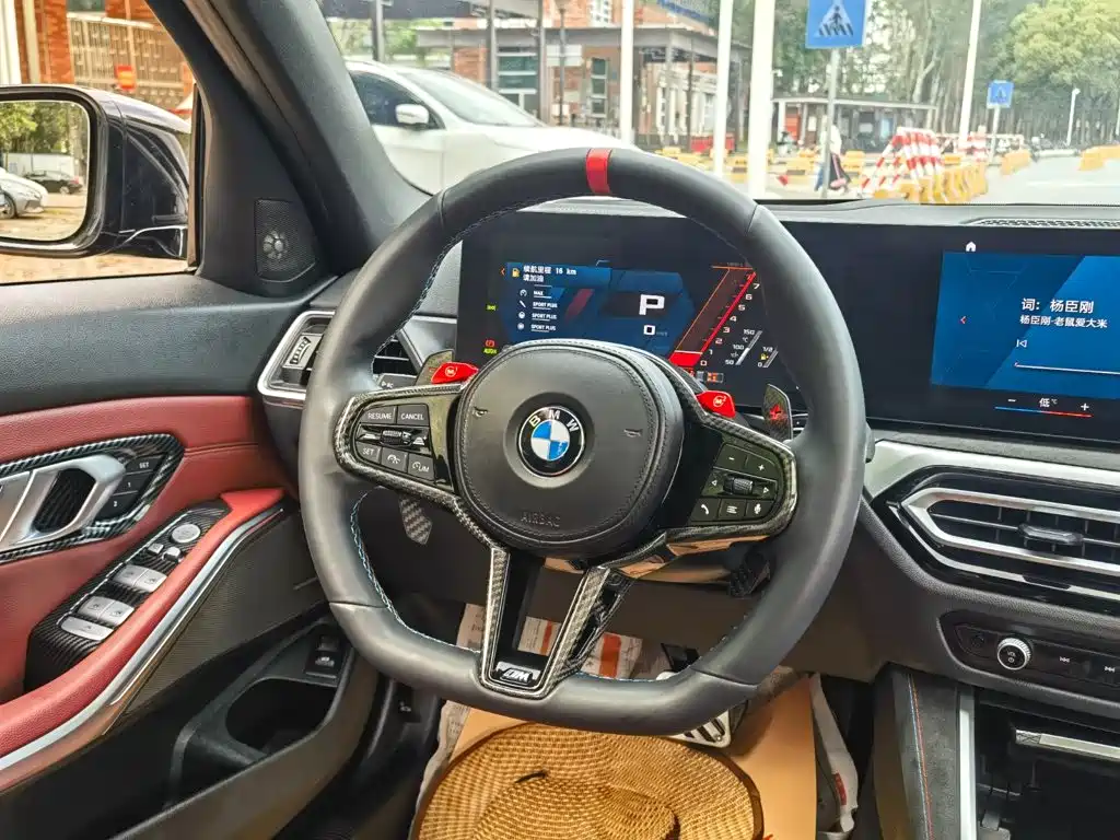 BMW 3 Series 2023 — фото 11
