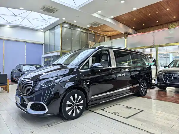 Mercedes-Benz Vito 2023