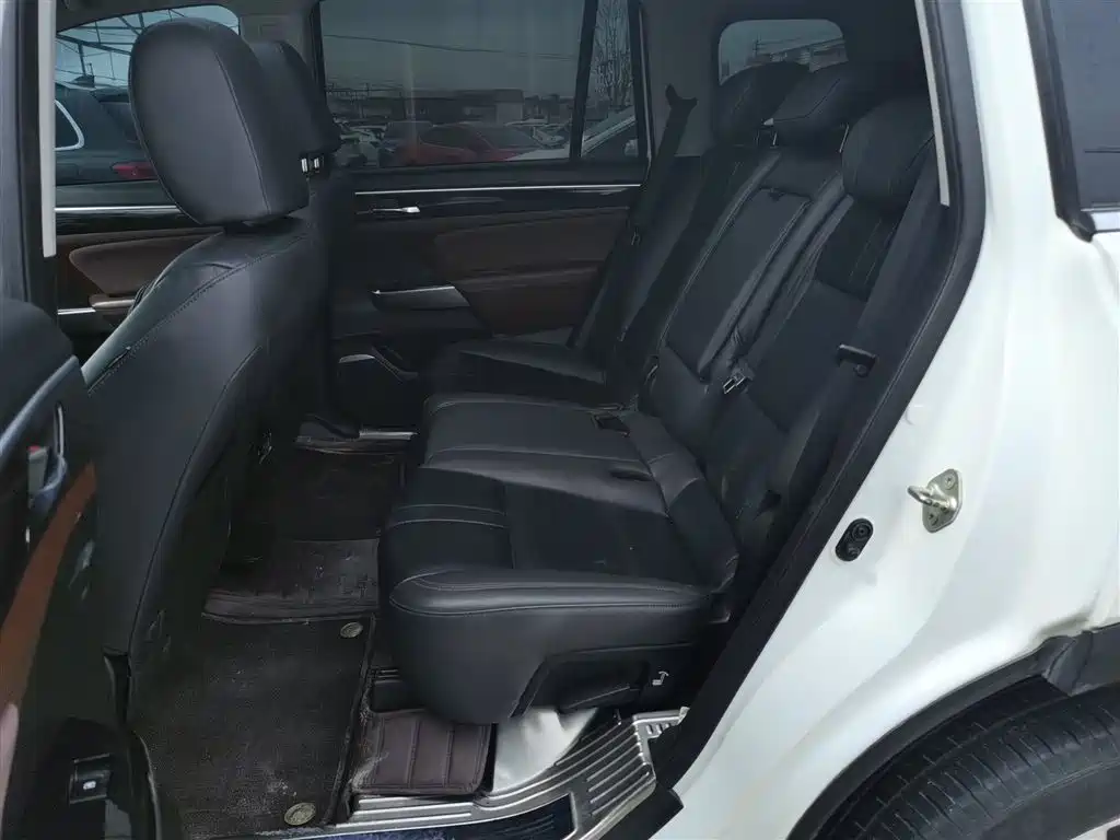 GAC Motor Trumpchi GS8 2018 — фото 17