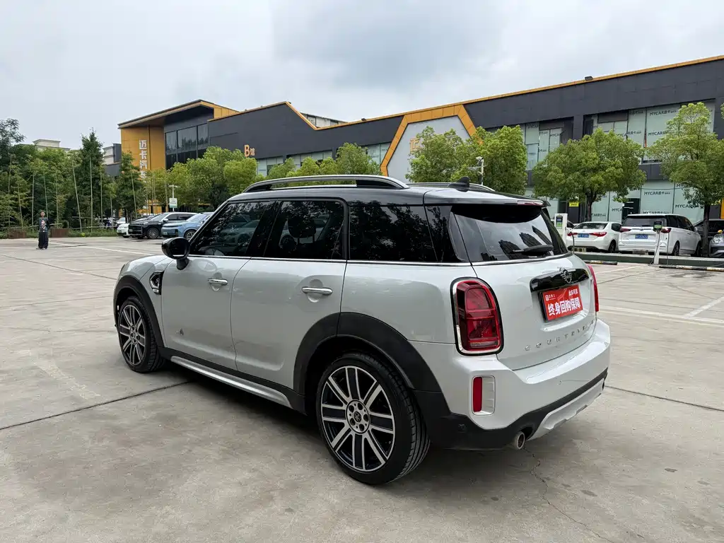 MINI Countryman 2021 — фото 12