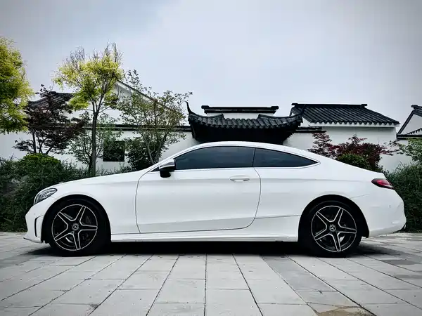 Mercedes-Benz C-Class 2021