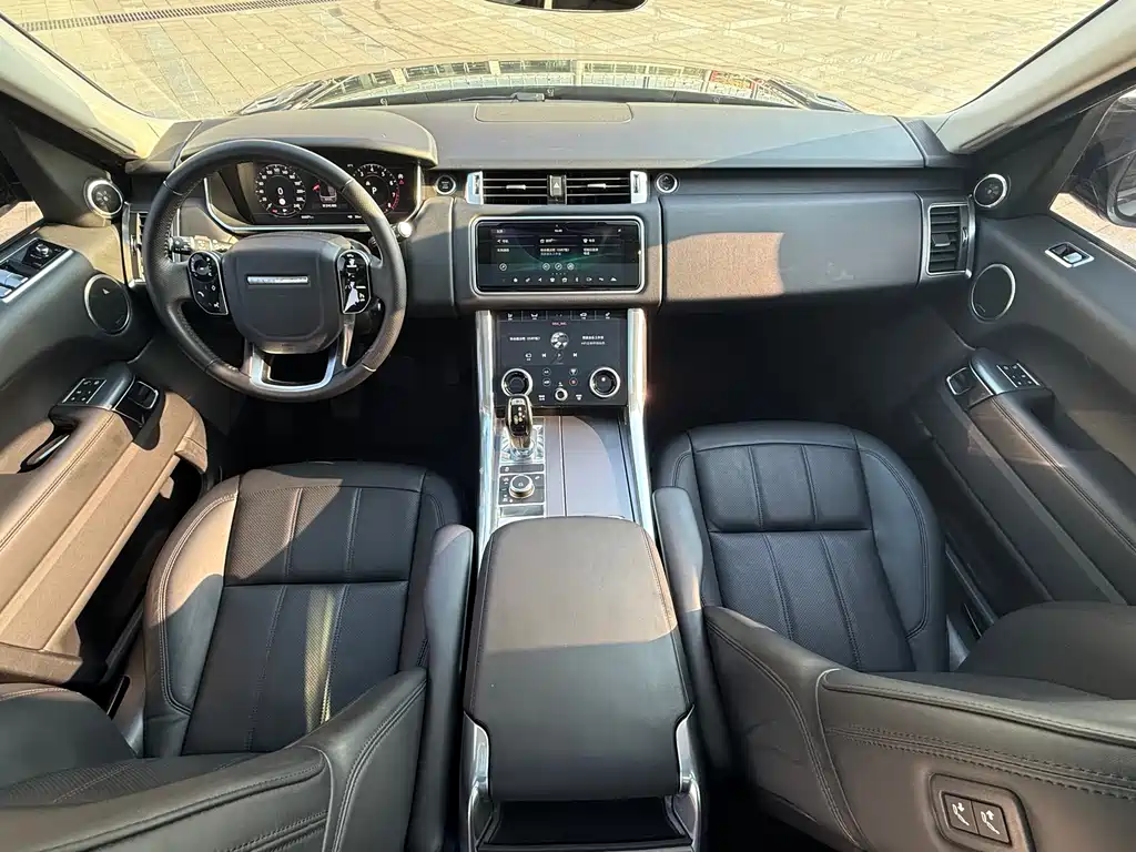 Land Rover Sport 2020 — фото 7
