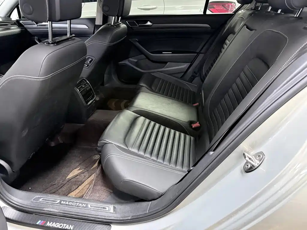 Volkswagen Magotan 2021
