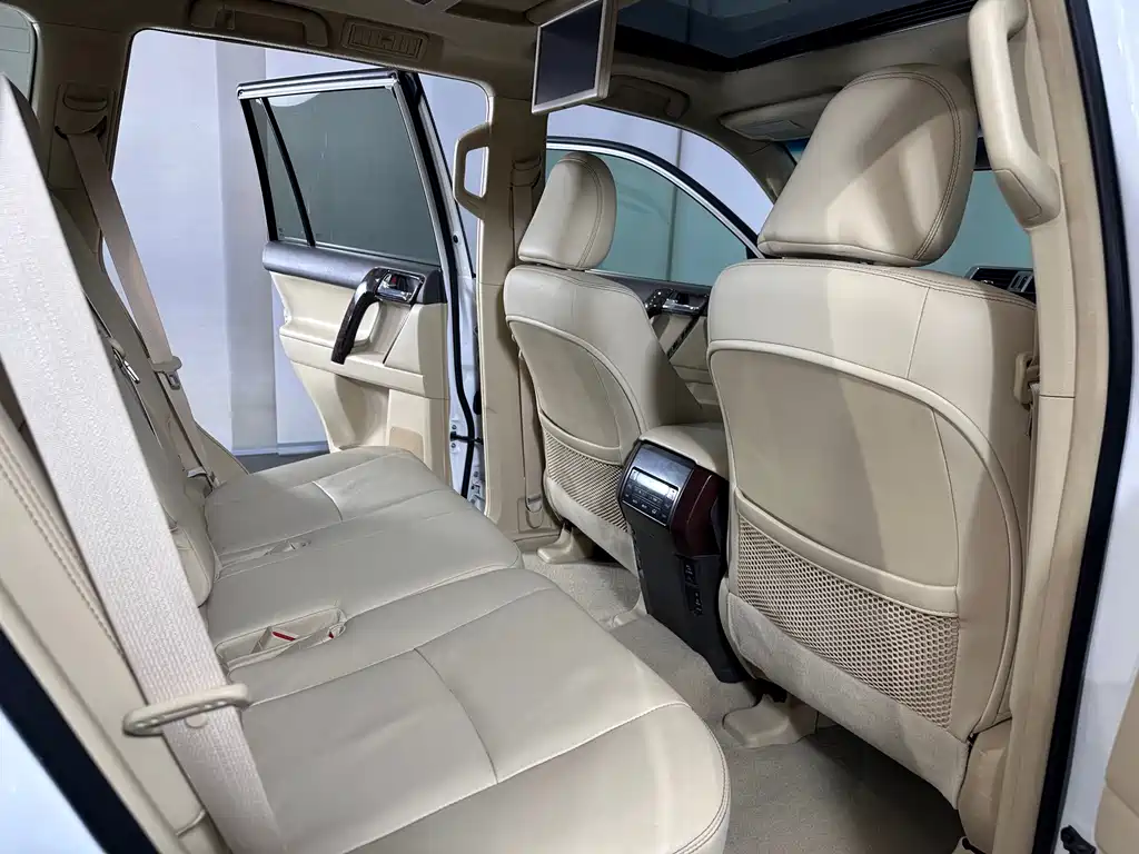 Toyota Prado 2016 — фото 15