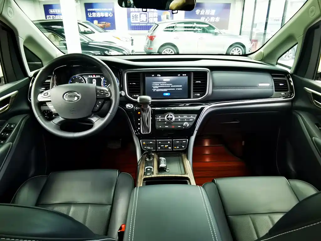 GAC Motor Trumpchi M8 2019 — фото 17
