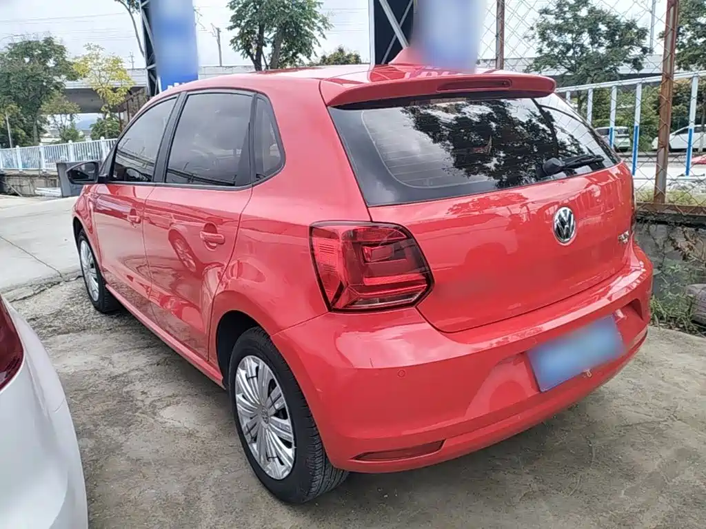 Volkswagen Polo 2016