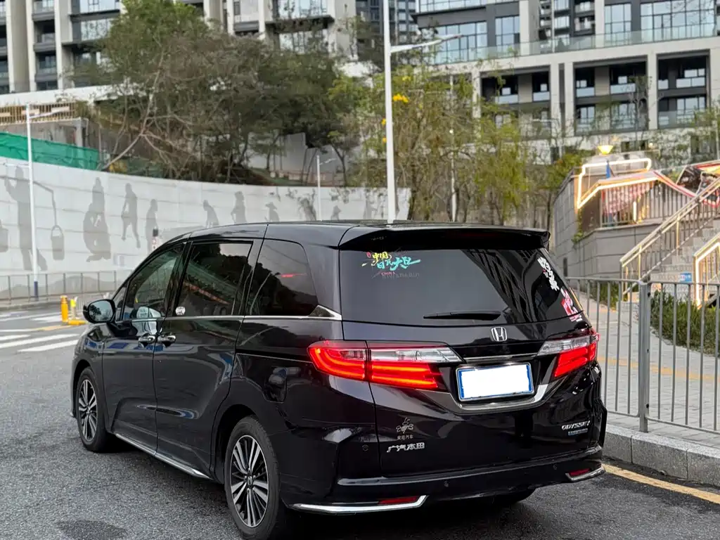 Honda Odyssey 2019 — фото 11
