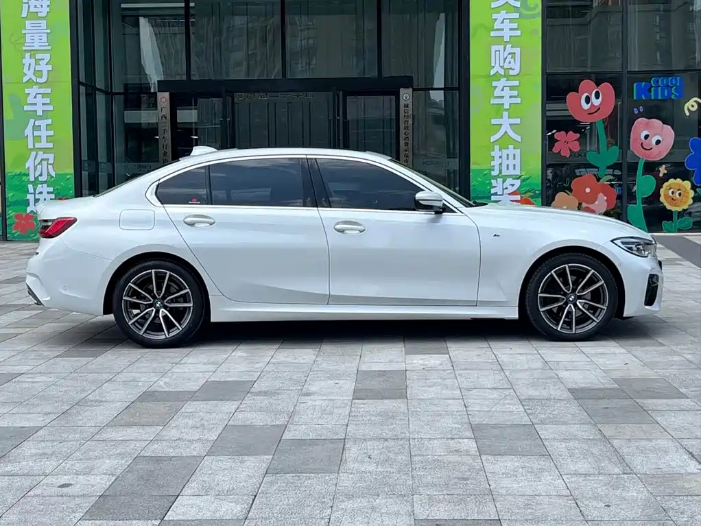 BMW 3 Series 2020