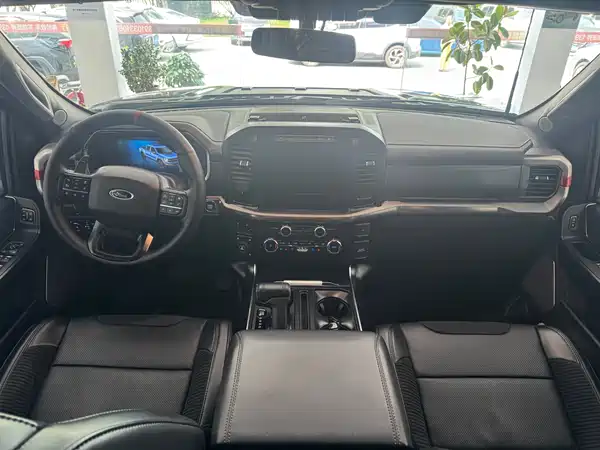 Ford F-150 Raptor 2023