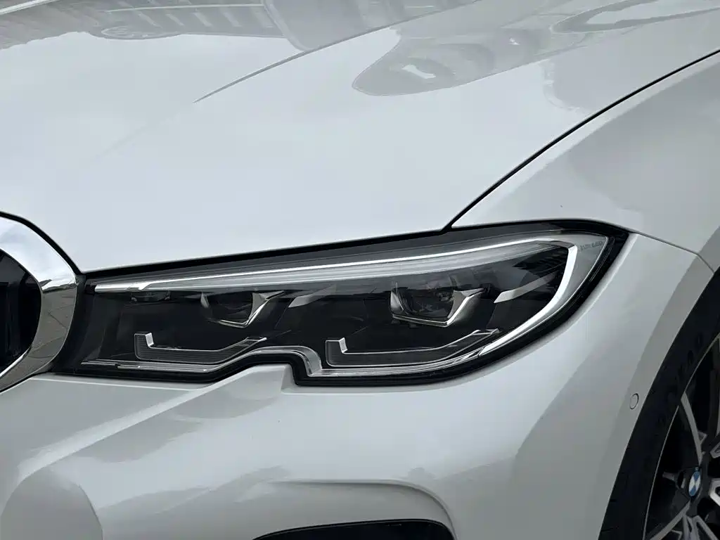 BMW 3 Series 2020 — фото 8