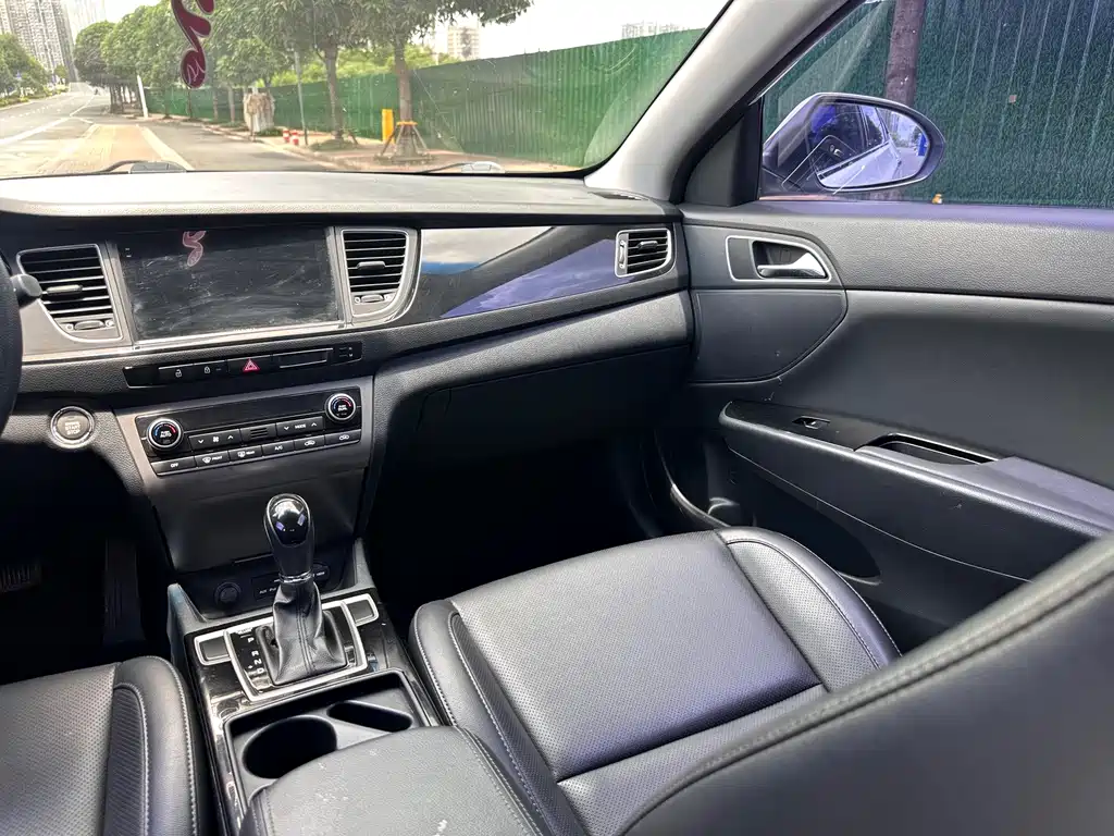 Hyundai Mistra 2015 — фото 11