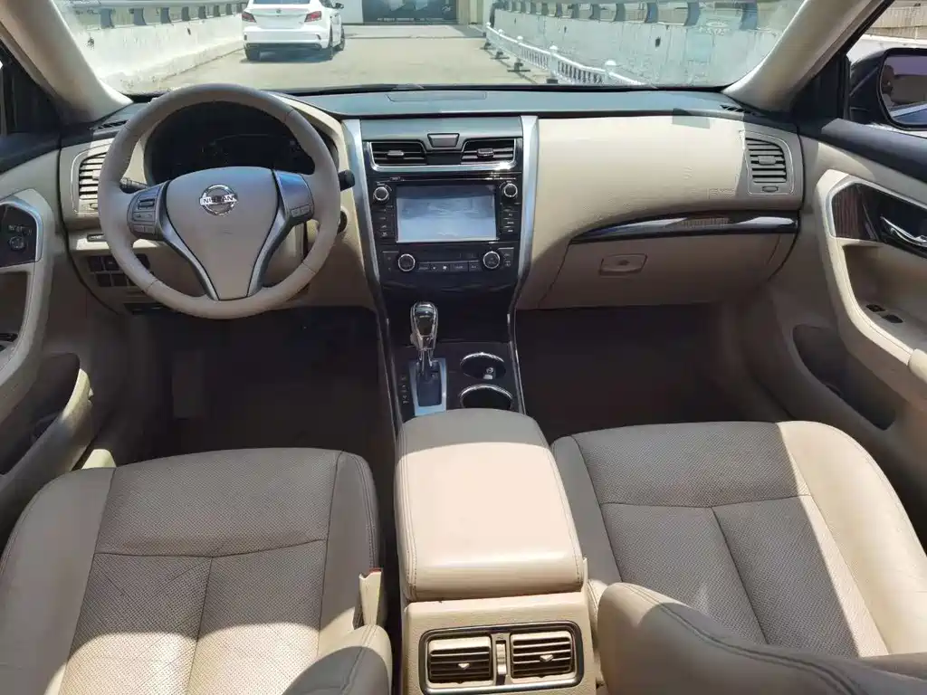 Nissan Teana 2014