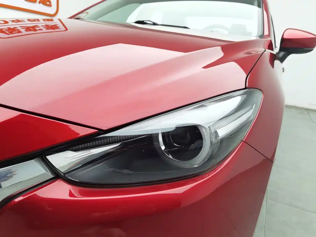 Mazda 3 Axela 2018