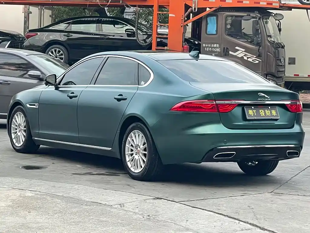 Jaguar XFL 2017 — фото 8