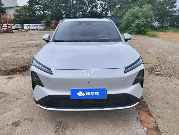 Wuling Starlight S 2025