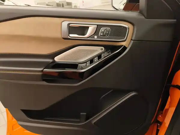Ford Explorer 2024