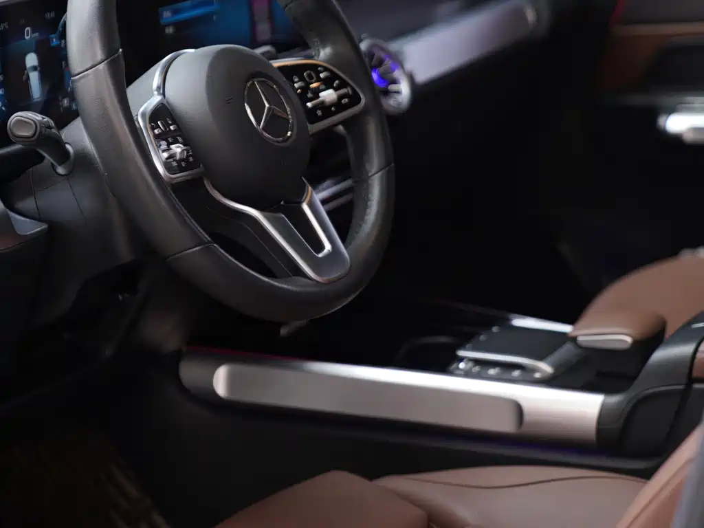 Mercedes-Benz GLB 2021 — фото 12