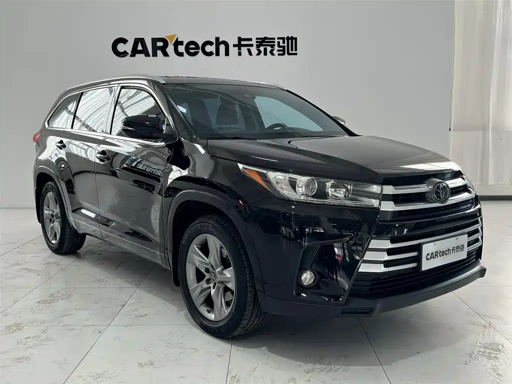 Toyota Highlander 2018 — фото 3