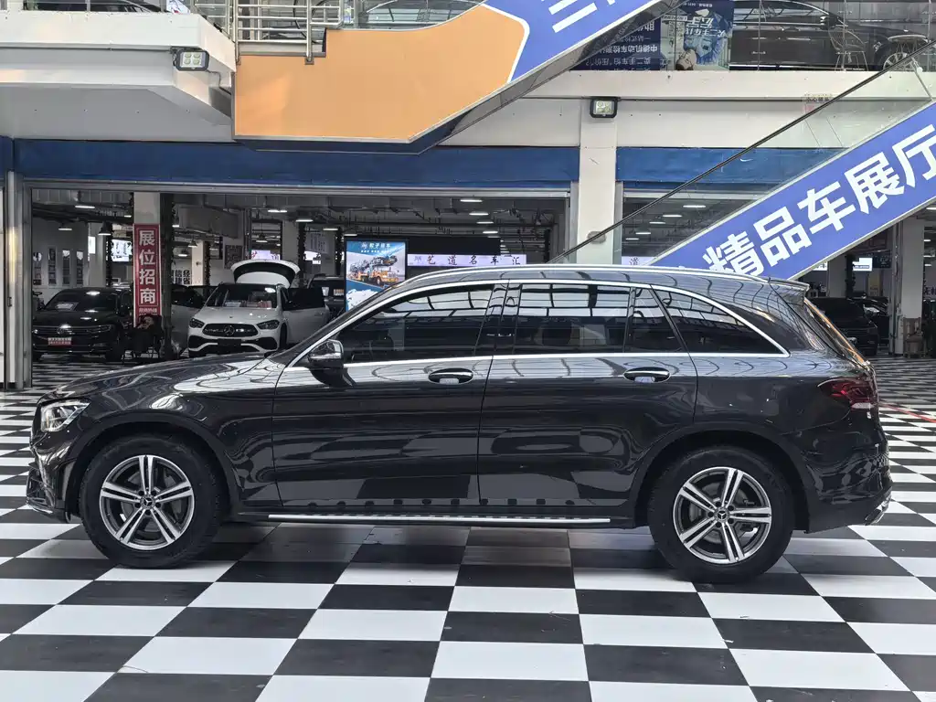 Mercedes-Benz GLC 2020