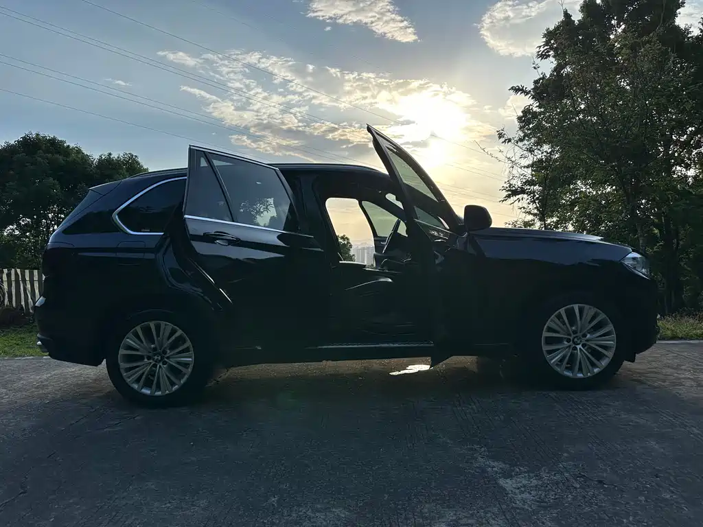 BMW X5 2015 — фото 29