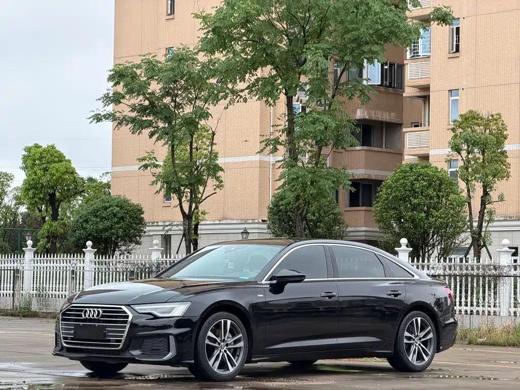 Audi A6L 2020 — фото 1