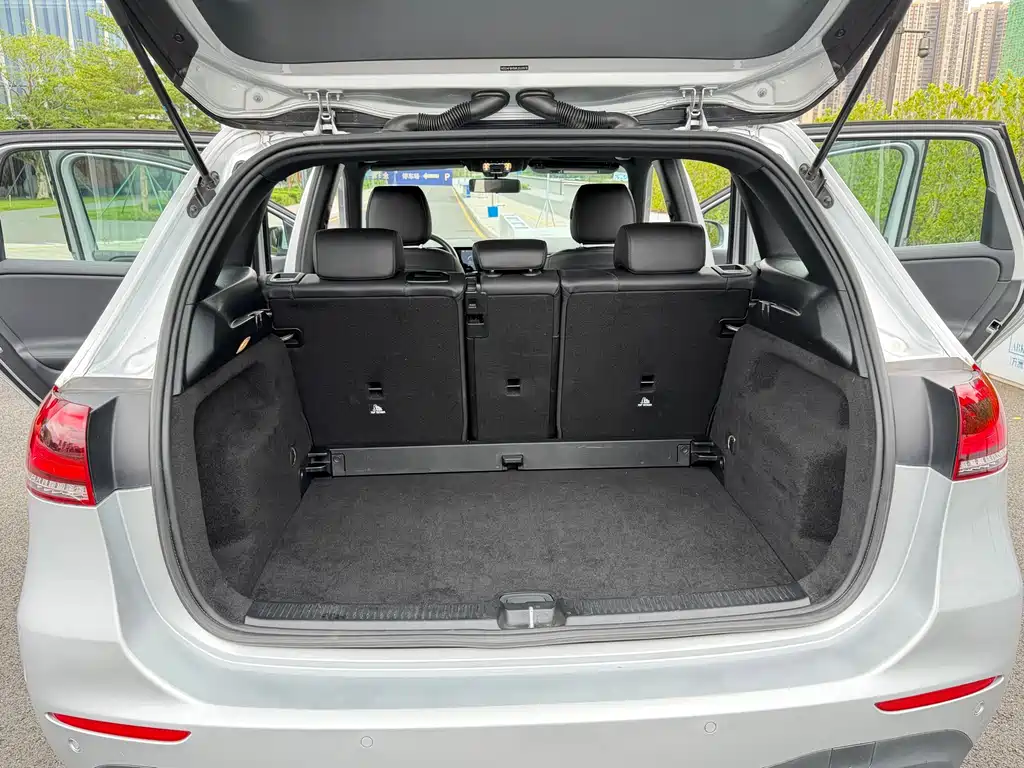 Mercedes-Benz B-Class 2019 — фото 12