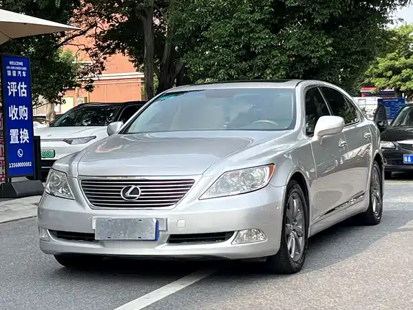Lexus LS 2007