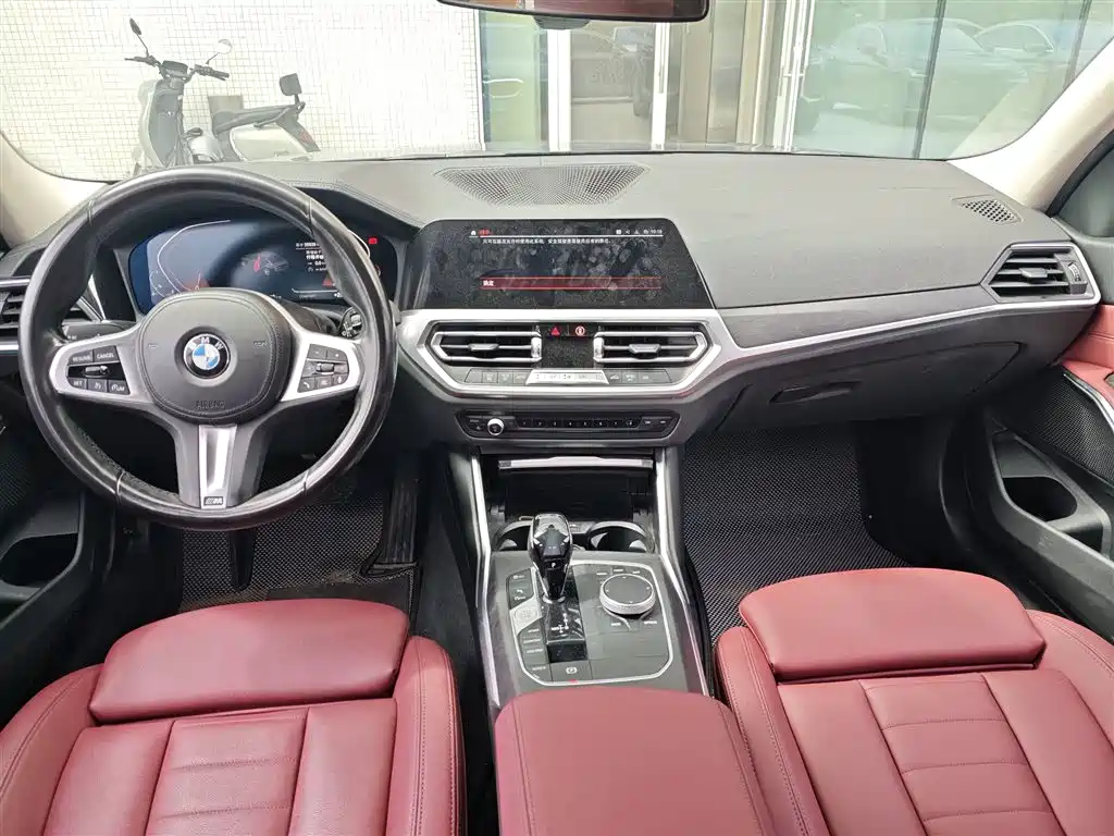 BMW 3 Series 2021