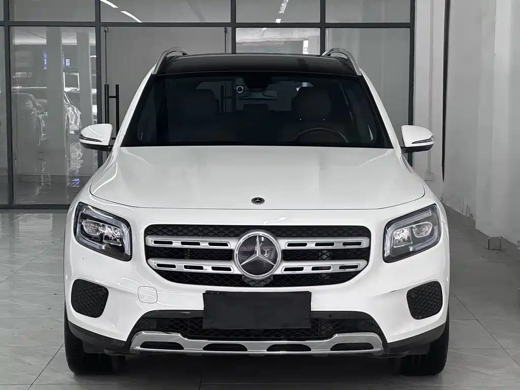 Mercedes-Benz GLB 2021