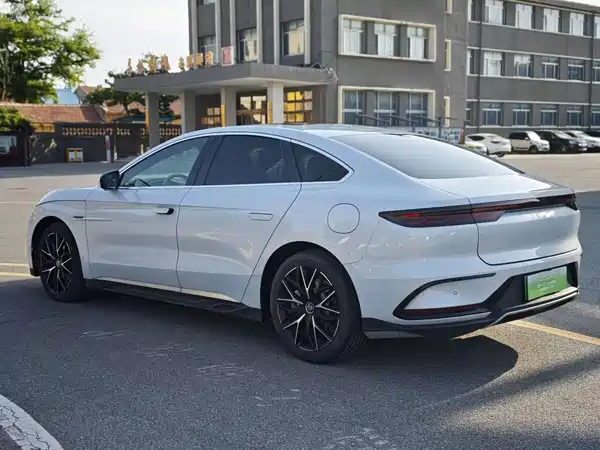 BYD Han 2024