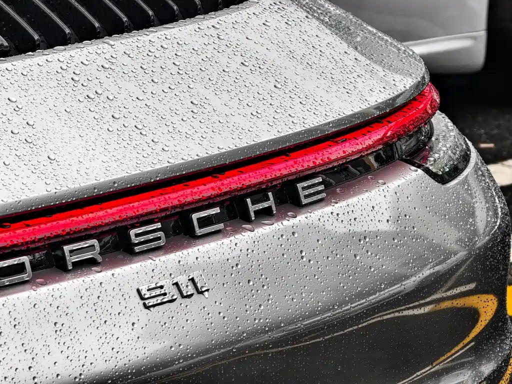 Porsche 911 2021 — фото 11