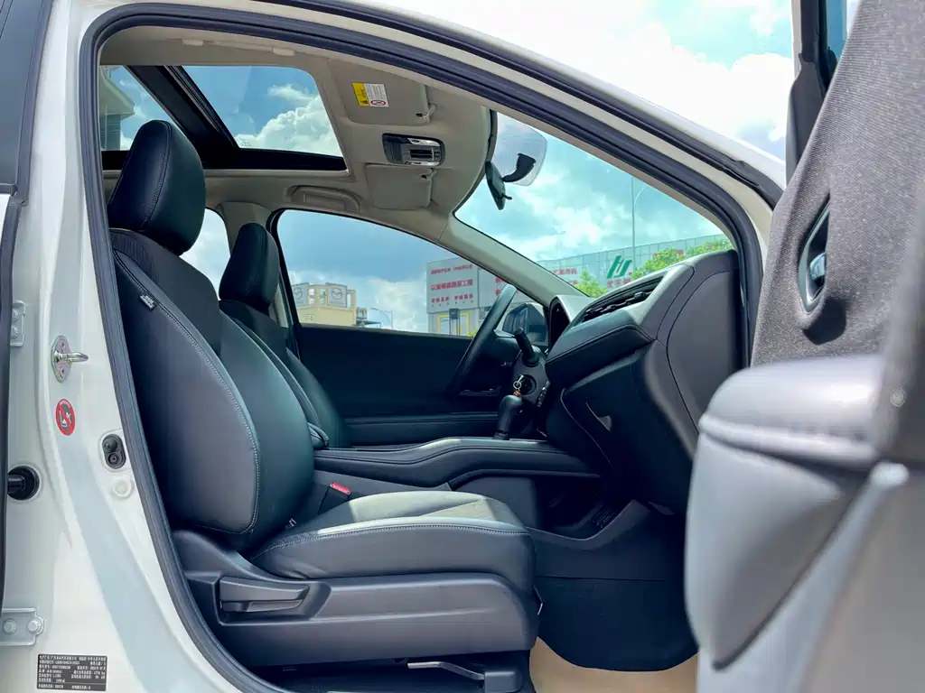 Honda Vezel 2020 — фото 10