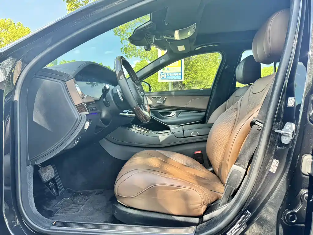 Mercedes-Benz Maybach S-Class 2019 — фото 11