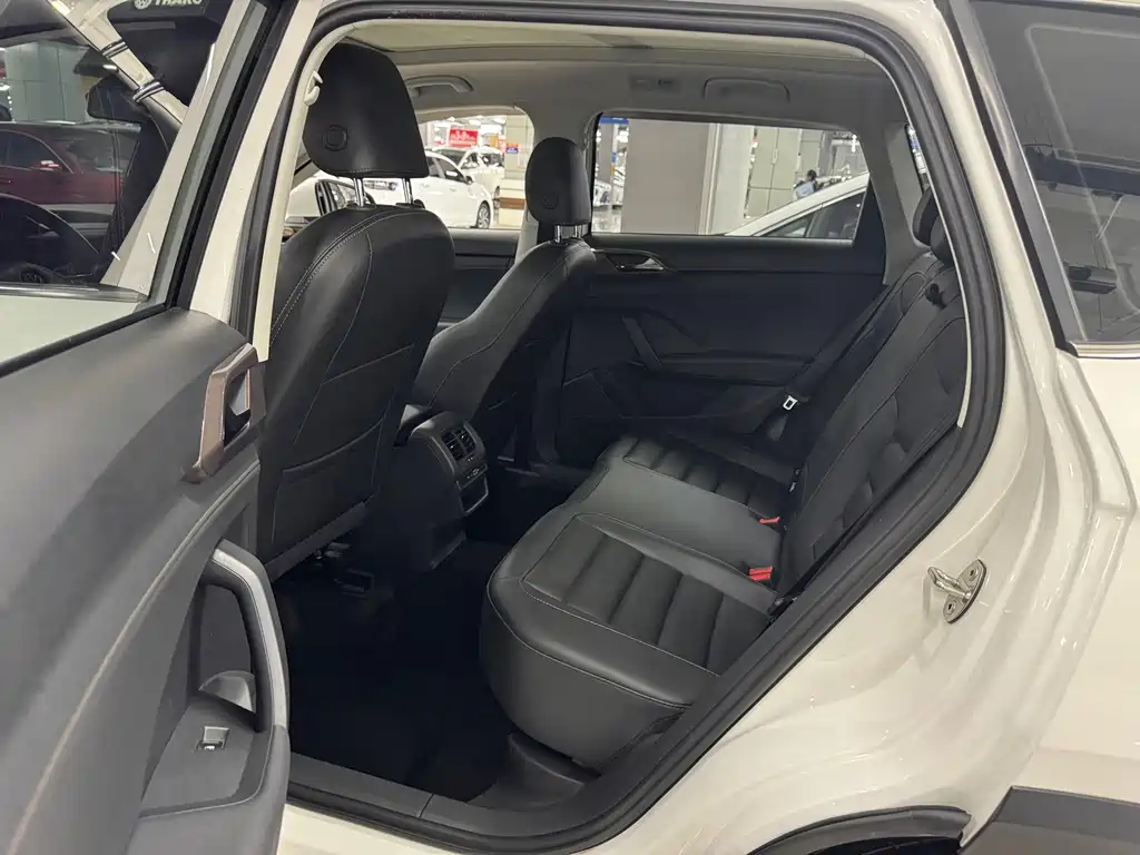 Volkswagen Tharu 2022