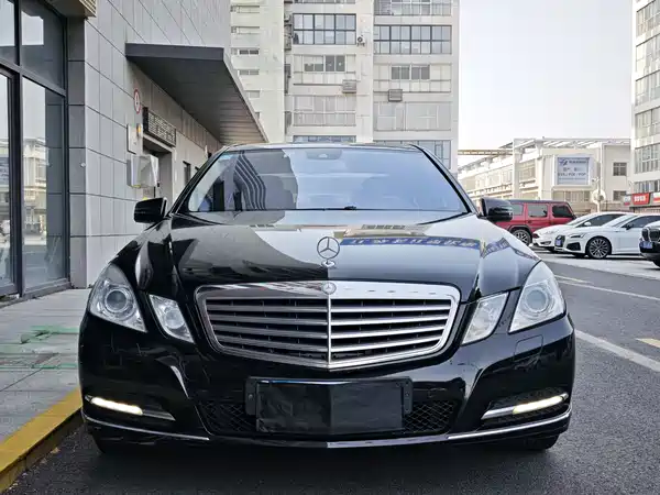 Mercedes-Benz E-Class 2012